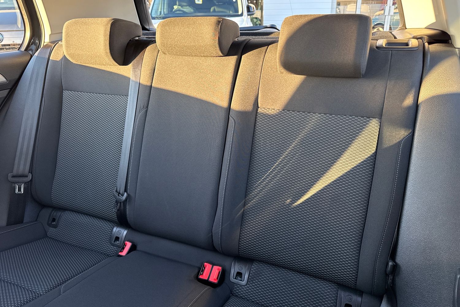 Used Volkswagen Golf 2017 for sale - 76968025: Photo 19