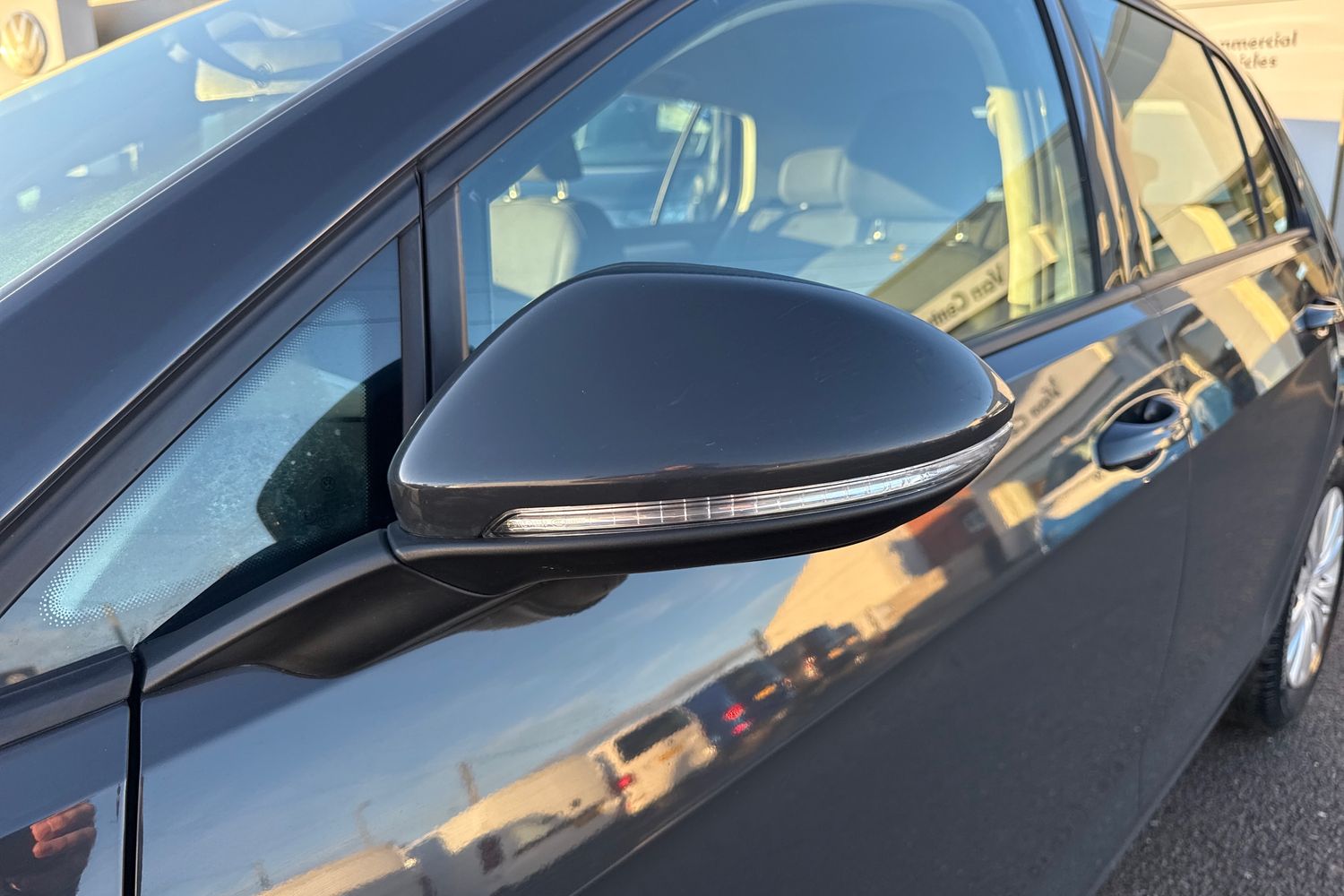 Used Volkswagen Golf 2017 for sale - 76968025: Photo 30