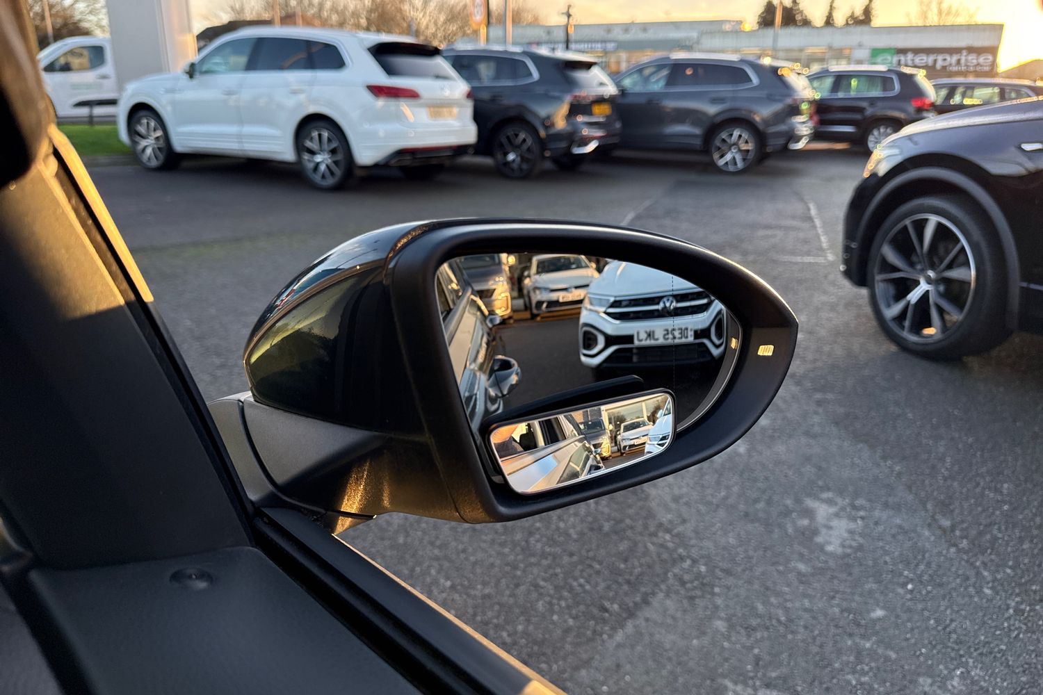 Used Volkswagen Golf 2017 for sale - 76968025: Photo 34