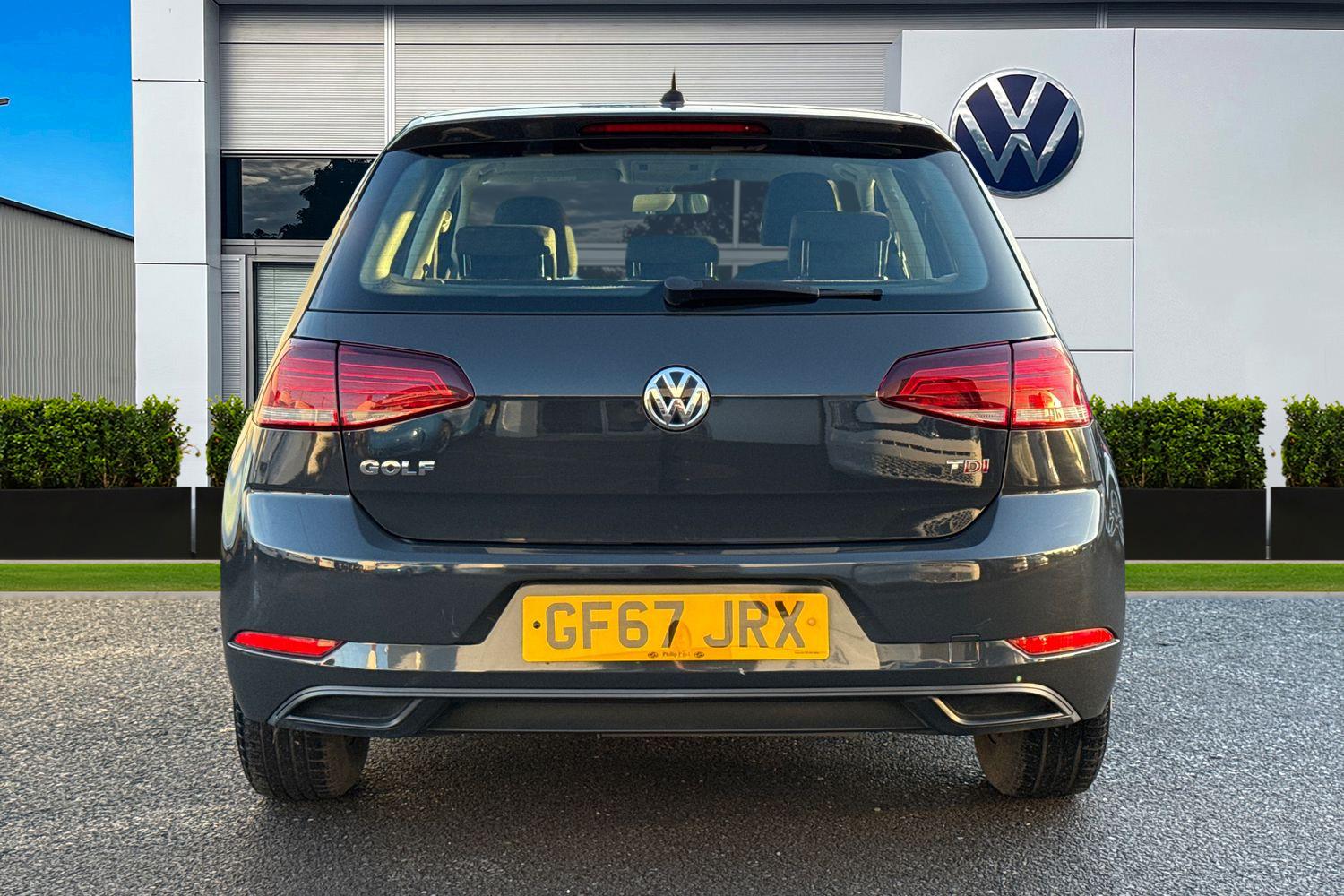 Used Volkswagen Golf 2017 for sale - 76968025: Photo 4