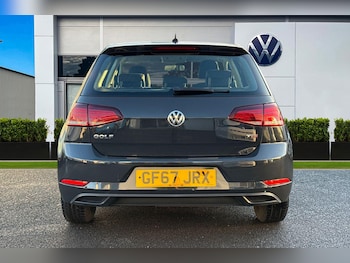 Used Volkswagen Golf 2017 for sale - 76968025: Photo