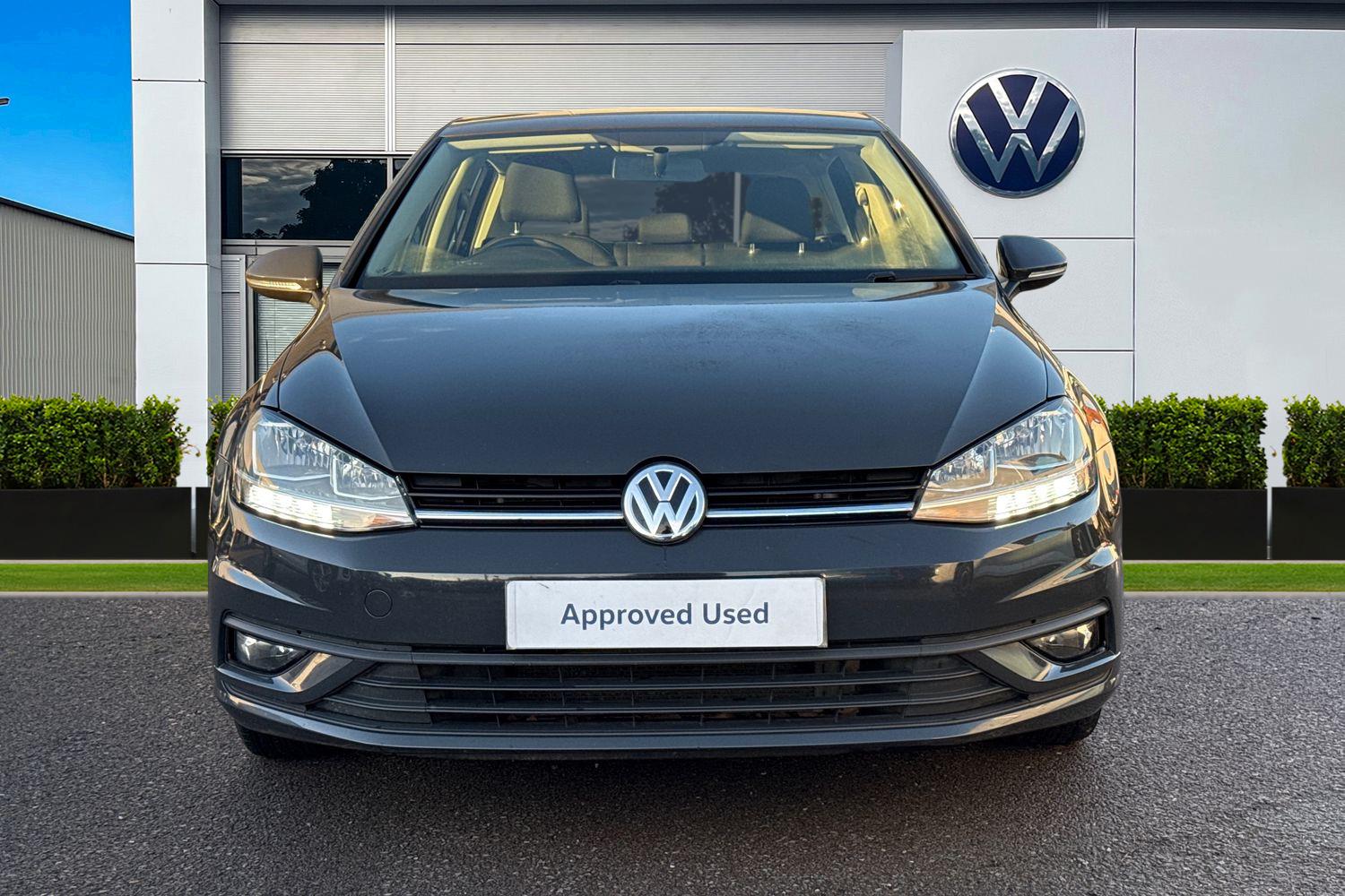 Used Volkswagen Golf 2017 for sale - 76968025: Photo 6
