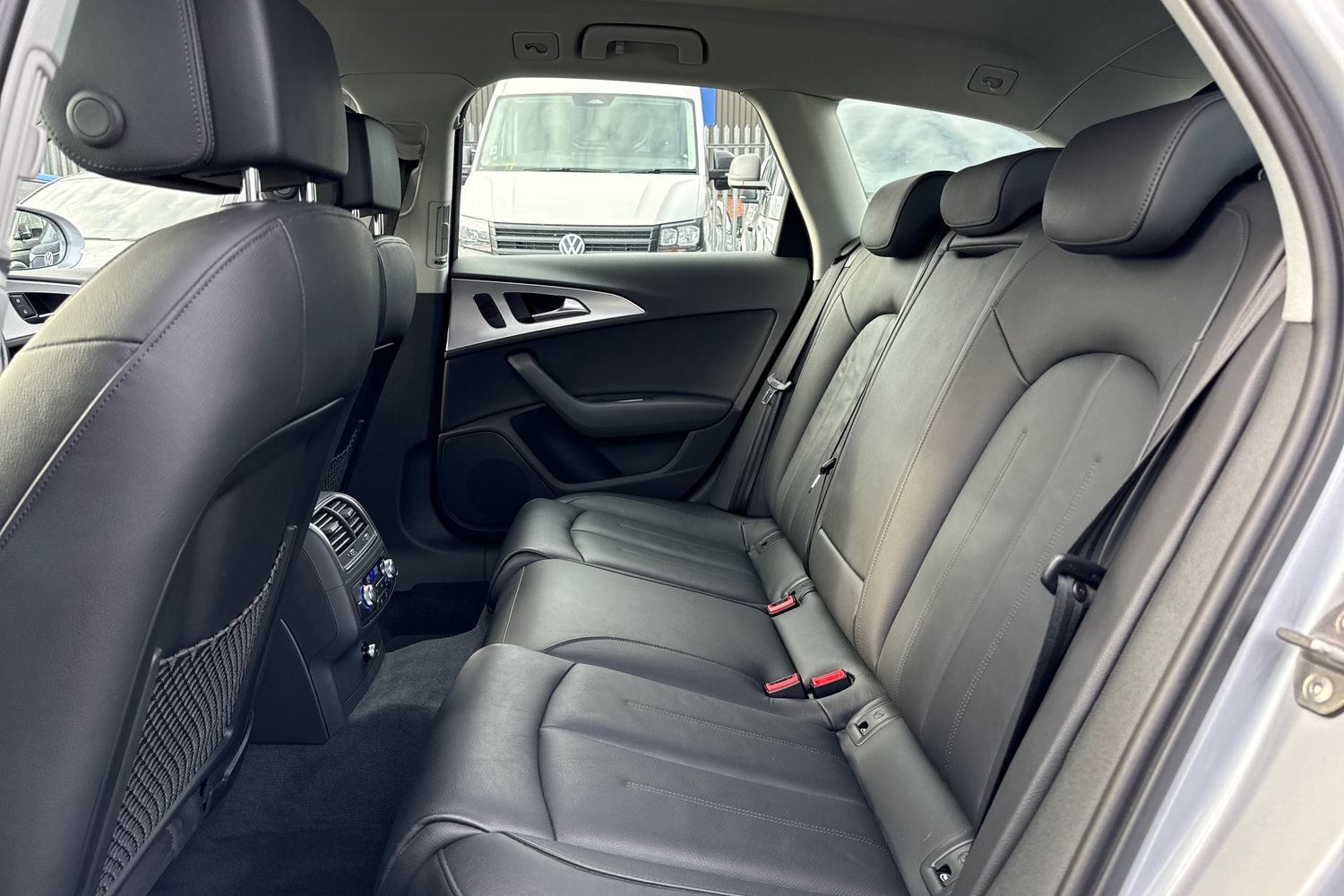 Used Audi A6 Avant 2018 for sale - 76495301: Photo 33