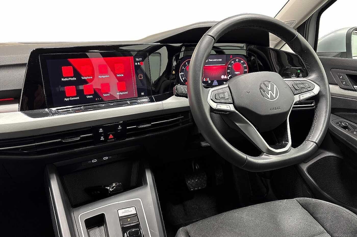 Used Volkswagen Golf 2024 for sale - 76836372: Photo 2