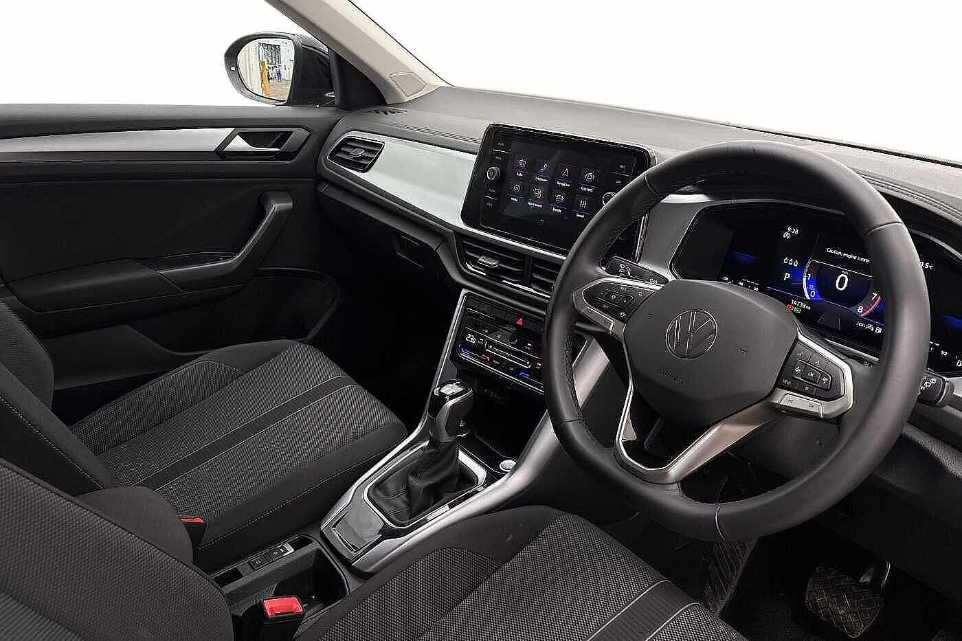 Used Volkswagen T-Roc 2025 for sale - 77747673: Photo 6