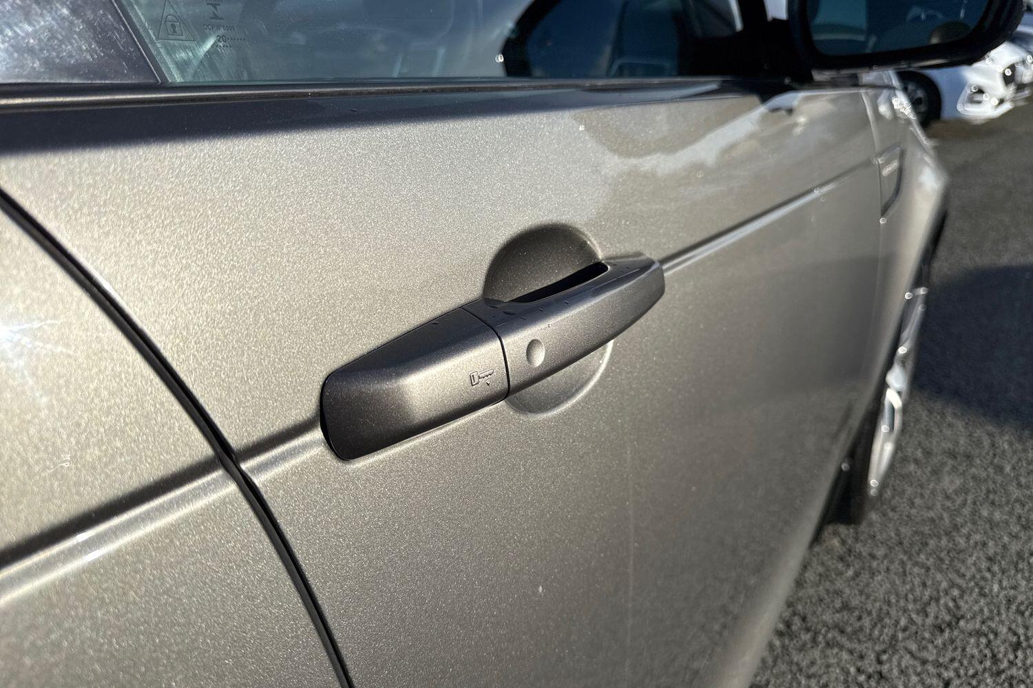 Used Land Rover Discovery 2021 for sale - 76750803: Photo 32