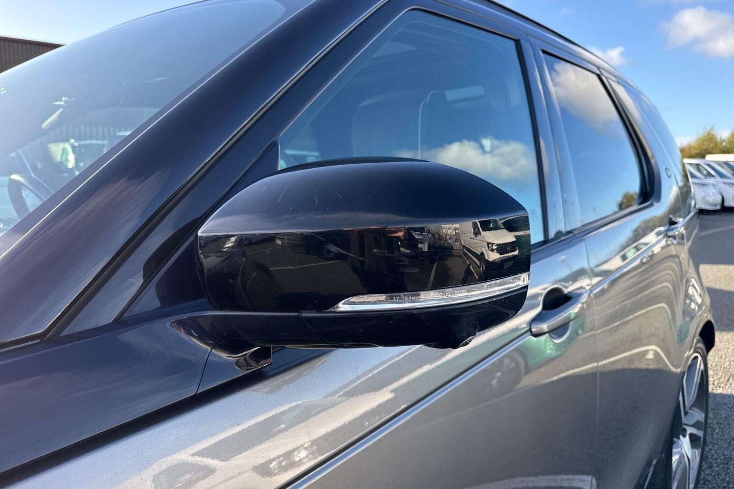 Used Land Rover Discovery 2021 for sale - 76750803: Photo 35