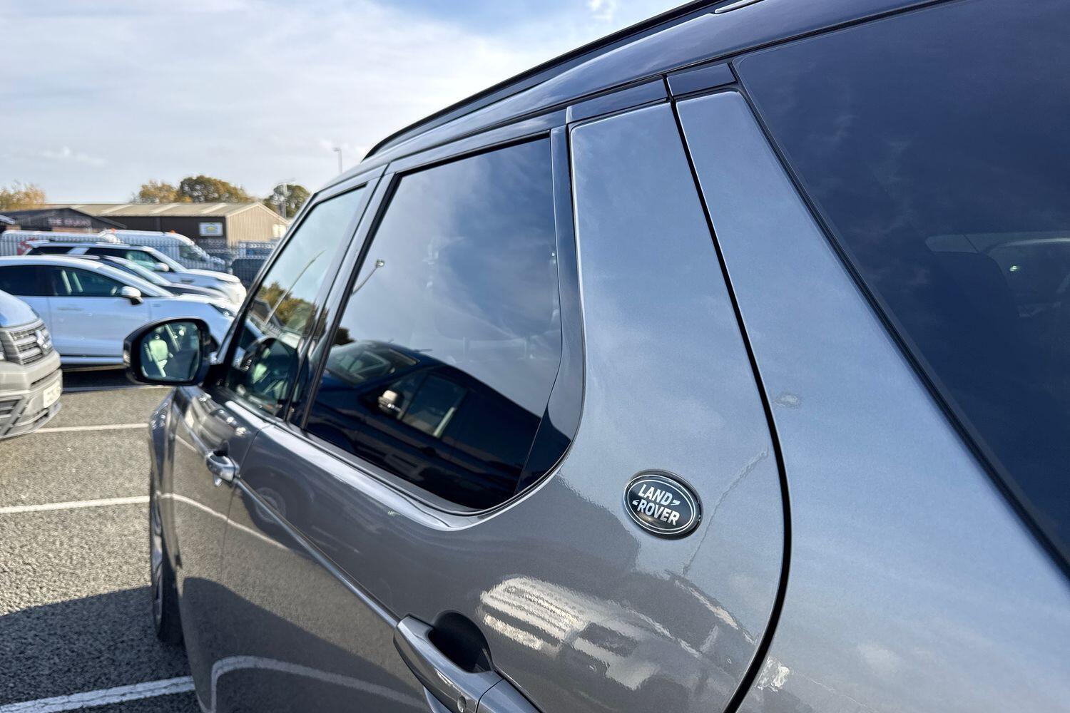 Used Land Rover Discovery 2021 for sale - 76750803: Photo 36