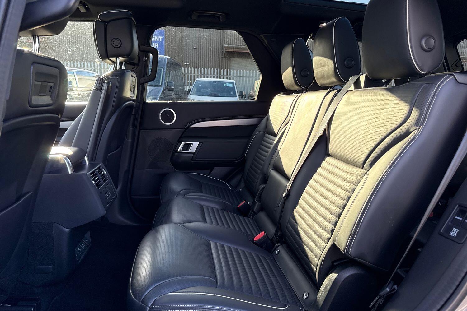 Used Land Rover Discovery 2021 for sale - 76750803: Photo 37