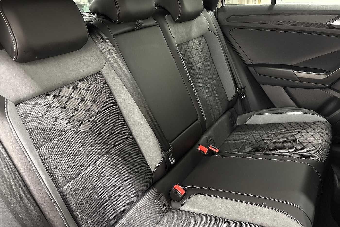 Used Volkswagen T-Roc 2025 for sale - 77262511: Photo 9