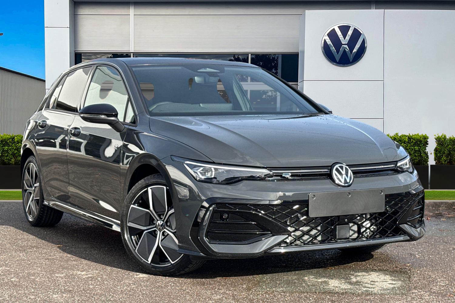 Used Volkswagen Golf 2025 for sale - 76405920: Photo 1