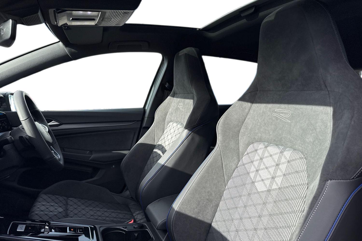 Used Volkswagen Golf 2025 for sale - 76405920: Photo 15