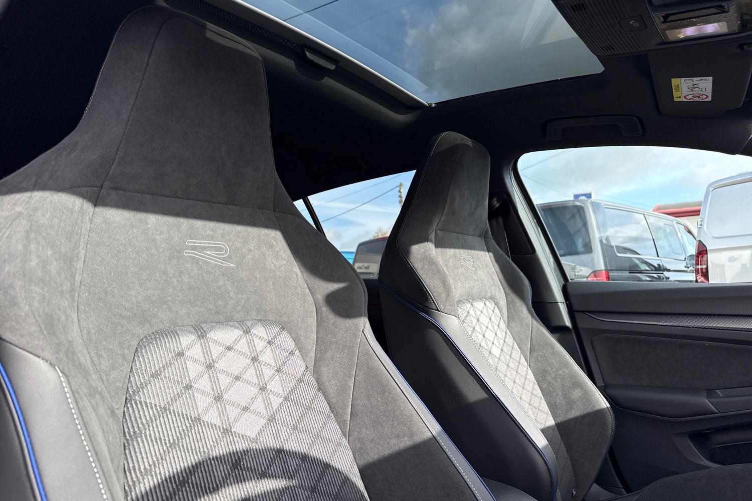 Used Volkswagen Golf 2025 for sale - 76405920: Photo 23