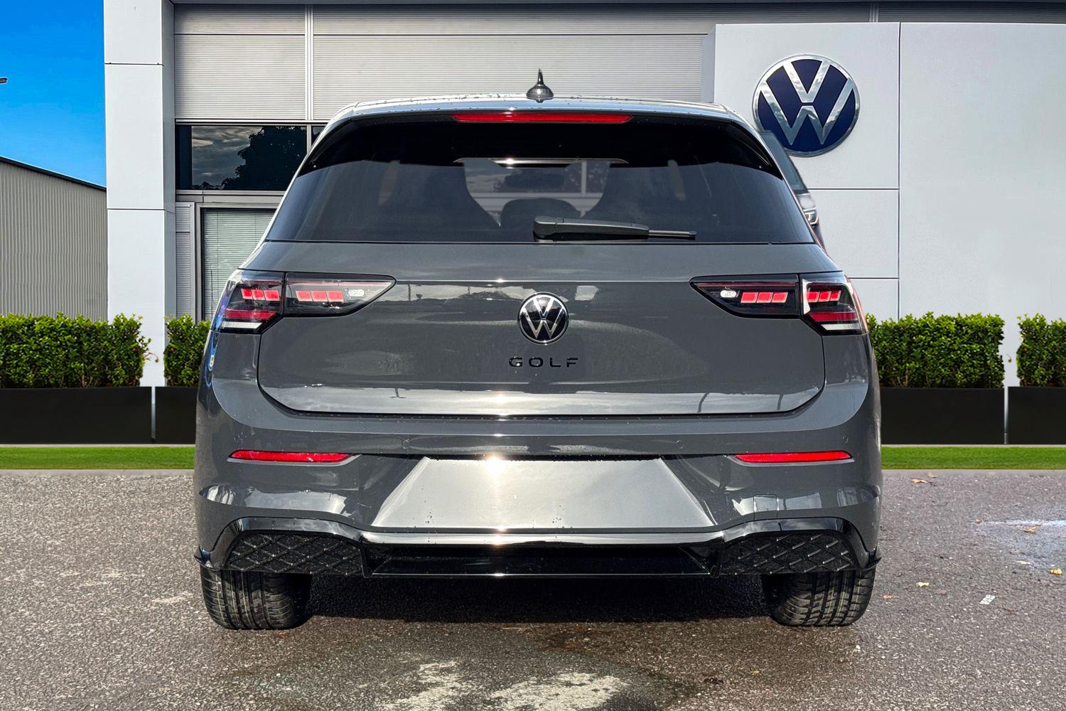 Used Volkswagen Golf 2025 for sale - 76405920: Photo 4