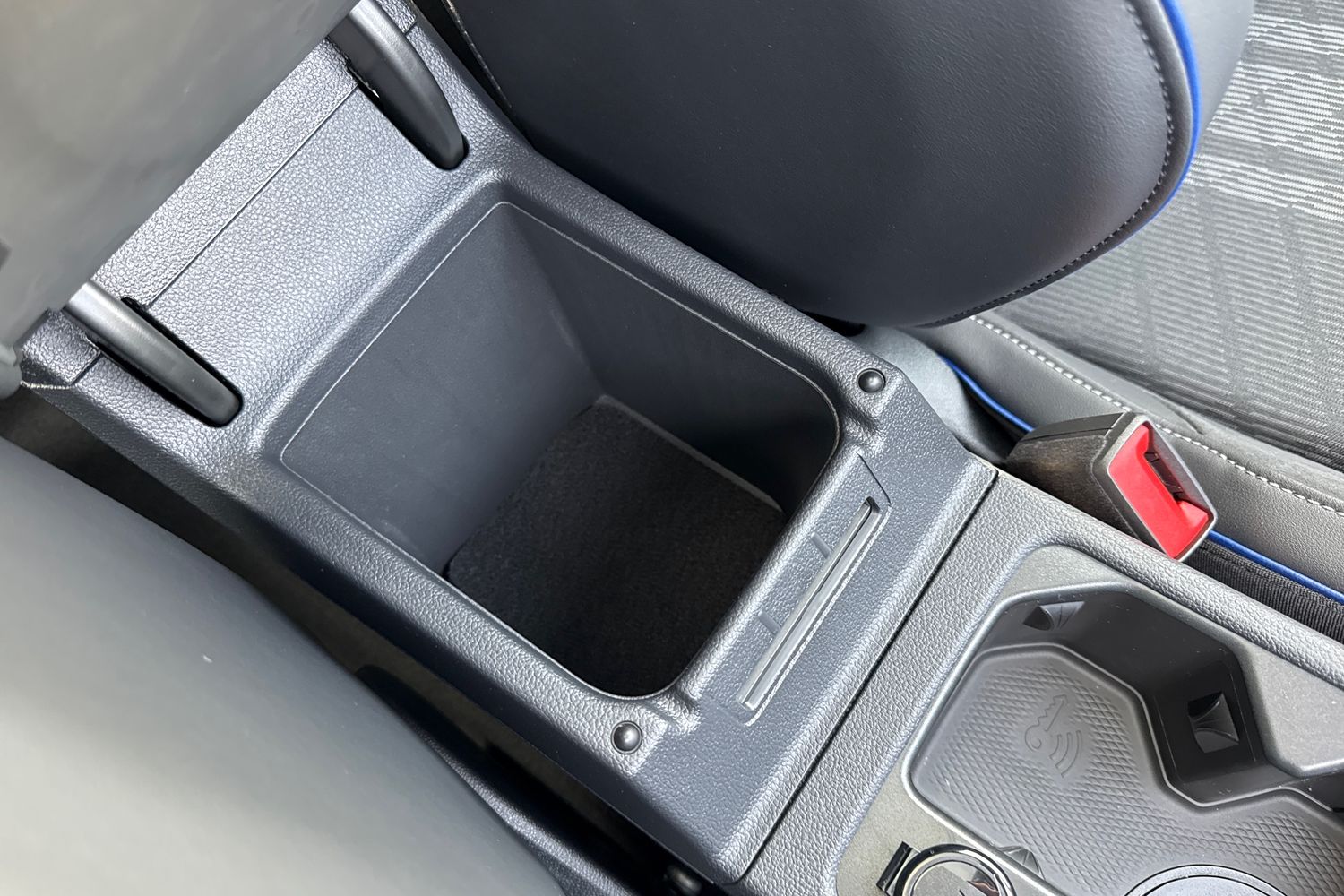 Used Volkswagen Golf 2025 for sale - 76405920: Photo 40