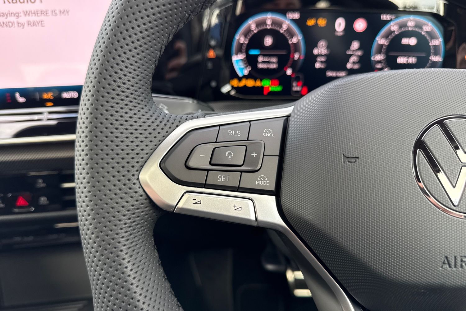 Used Volkswagen Golf 2025 for sale - 76405920: Photo 43