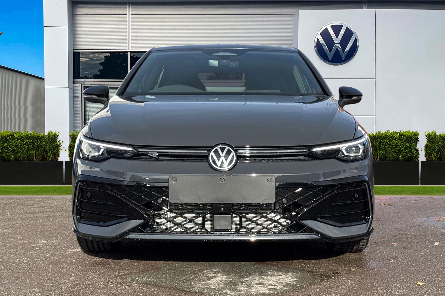 Used Volkswagen Golf 2025 for sale - 76405920: Photo 5