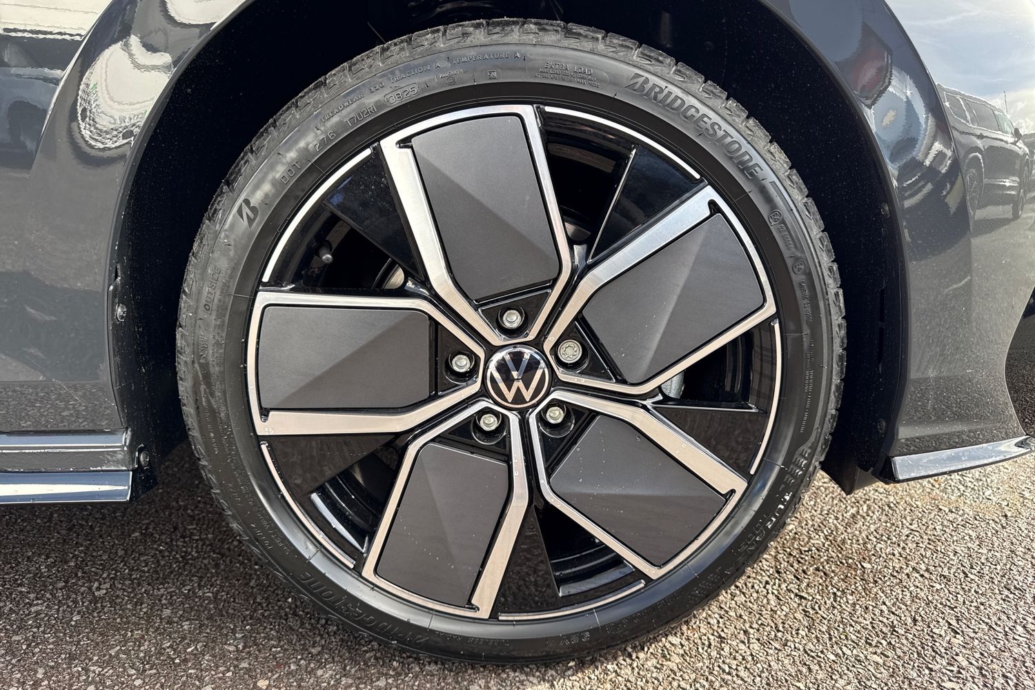 Used Volkswagen Golf 2025 for sale - 76405920: Photo 9