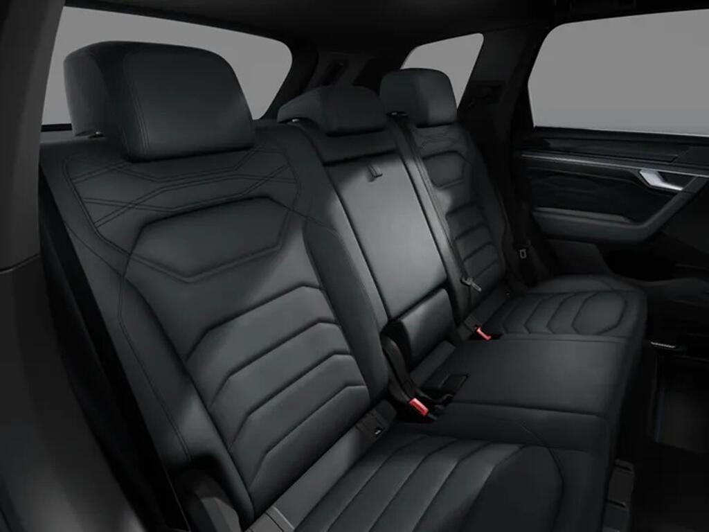 Used Volkswagen Touareg 2026 for sale - 77382621: Photo 12