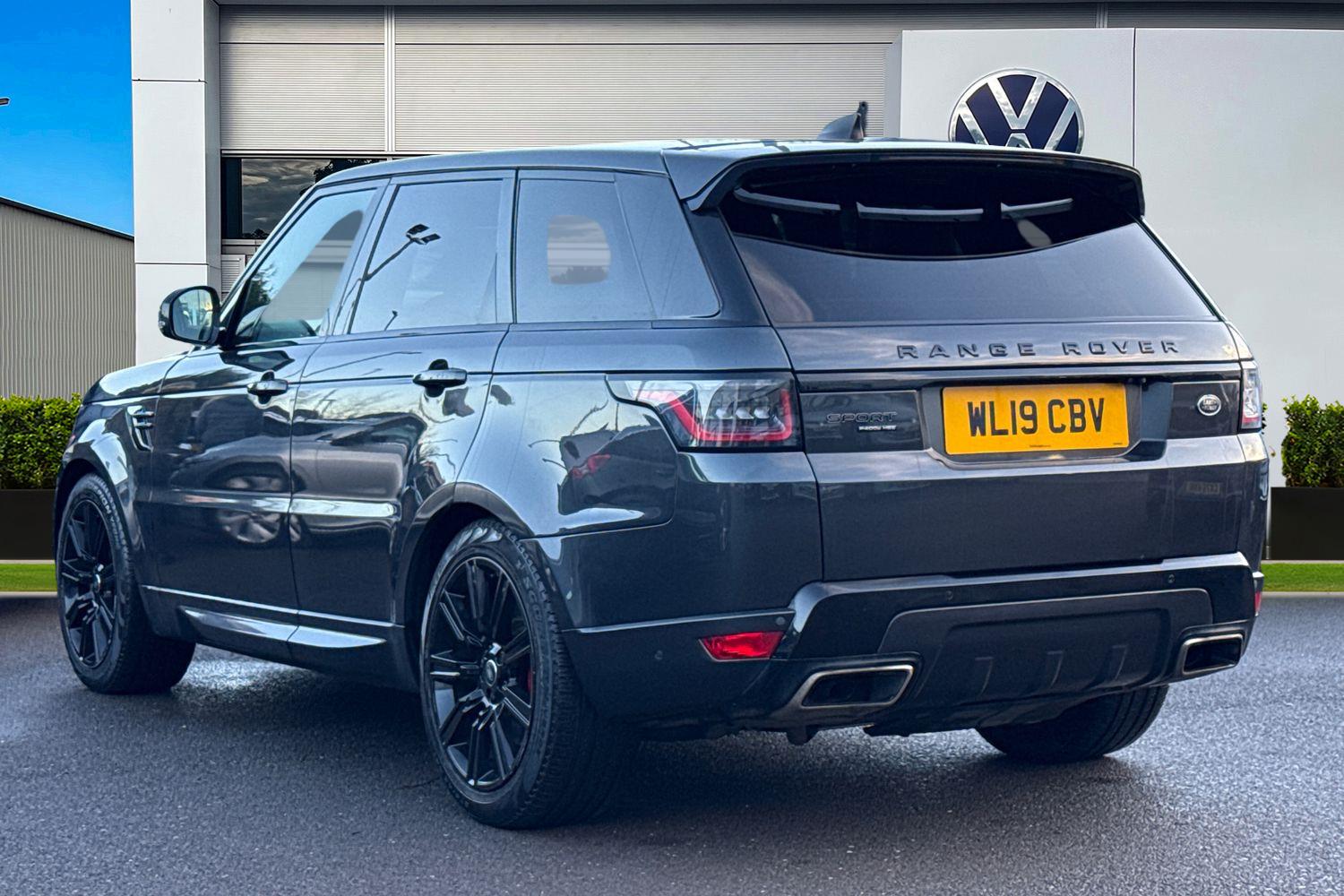 Used Land Rover Range Rover Sport 2019 for sale - 77236069: Photo 2