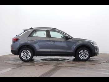 Used Volkswagen T-Roc 2024 for sale - 74982268: Photo