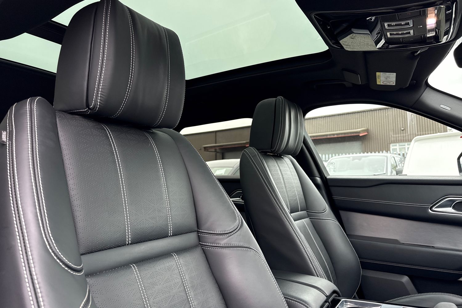 Used Land Rover Range Rover Velar 2021 for sale - 77064677: Photo 24