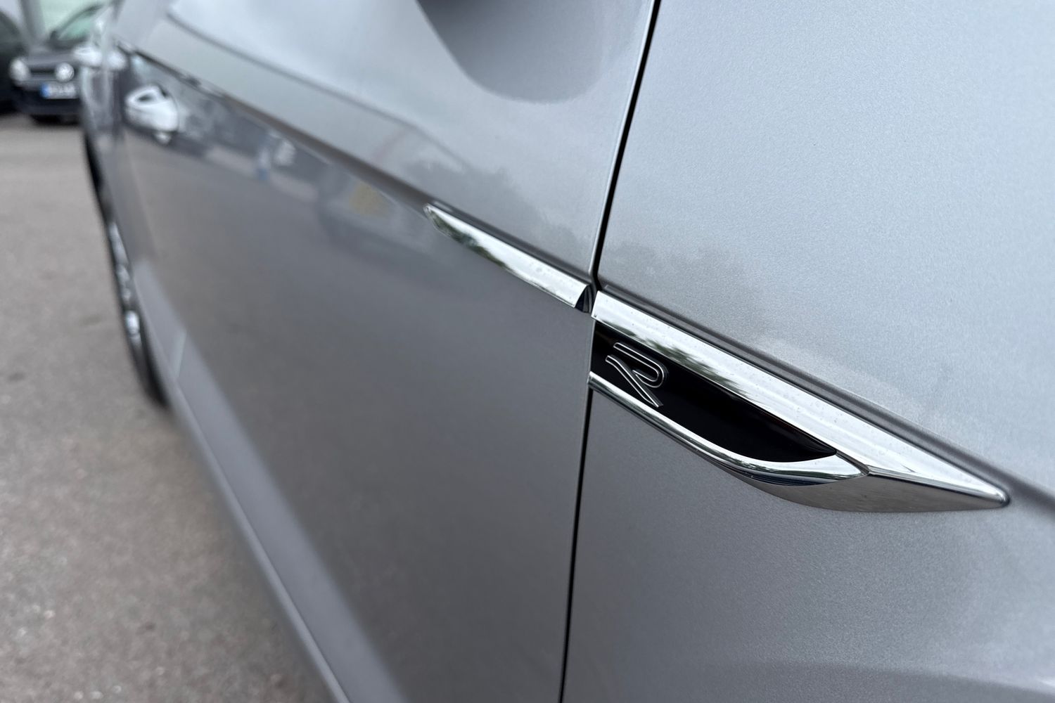 Used Volkswagen T-Roc 2024 for sale - 76836369: Photo 29