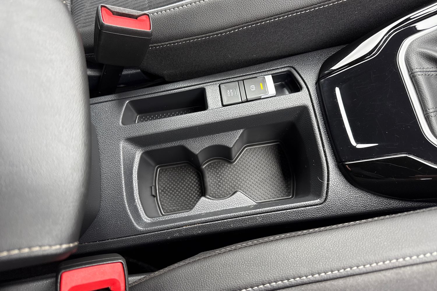 Used Volkswagen T-Roc 2024 for sale - 76836369: Photo 40