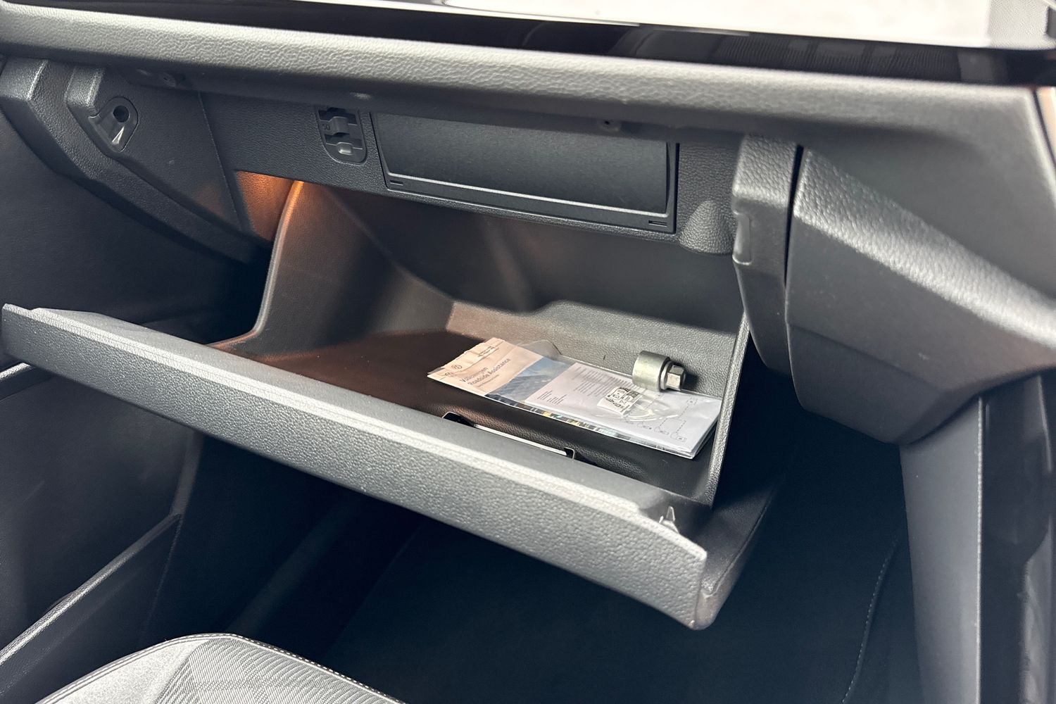 Used Volkswagen T-Roc 2024 for sale - 76836369: Photo 42