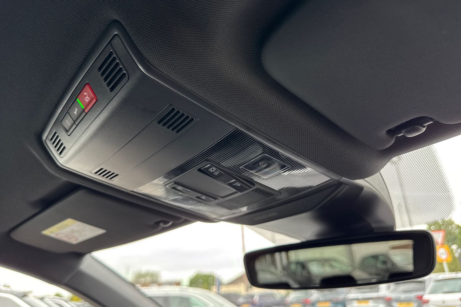 Used Volkswagen T-Roc 2024 for sale - 76836369: Photo 43