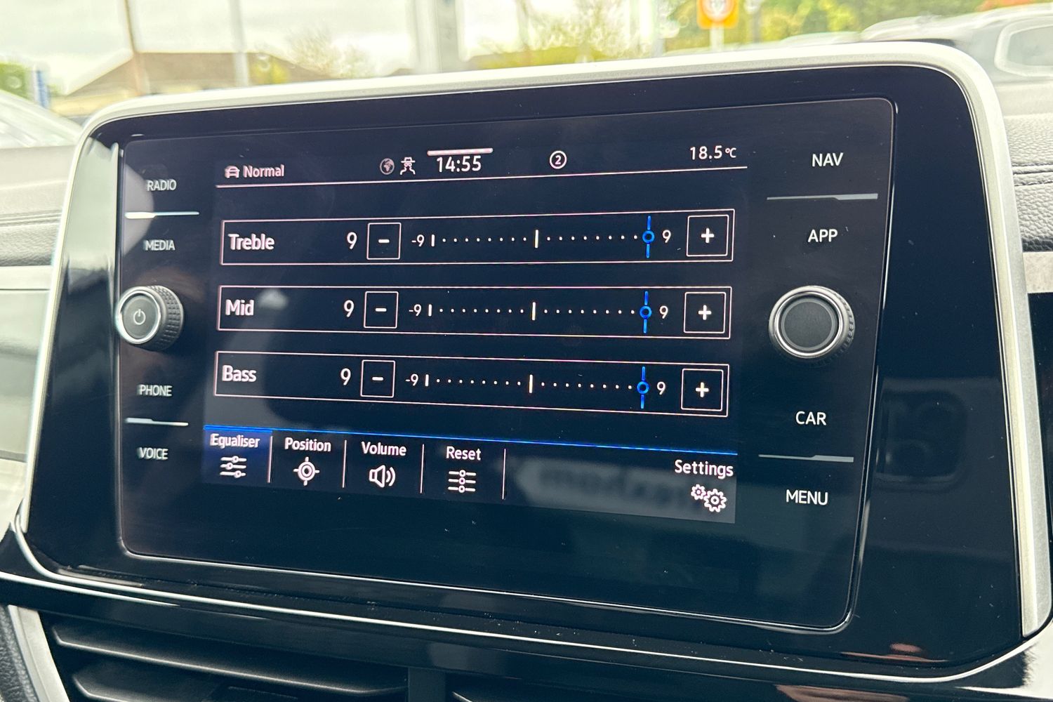 Used Volkswagen T-Roc 2024 for sale - 76836369: Photo 55