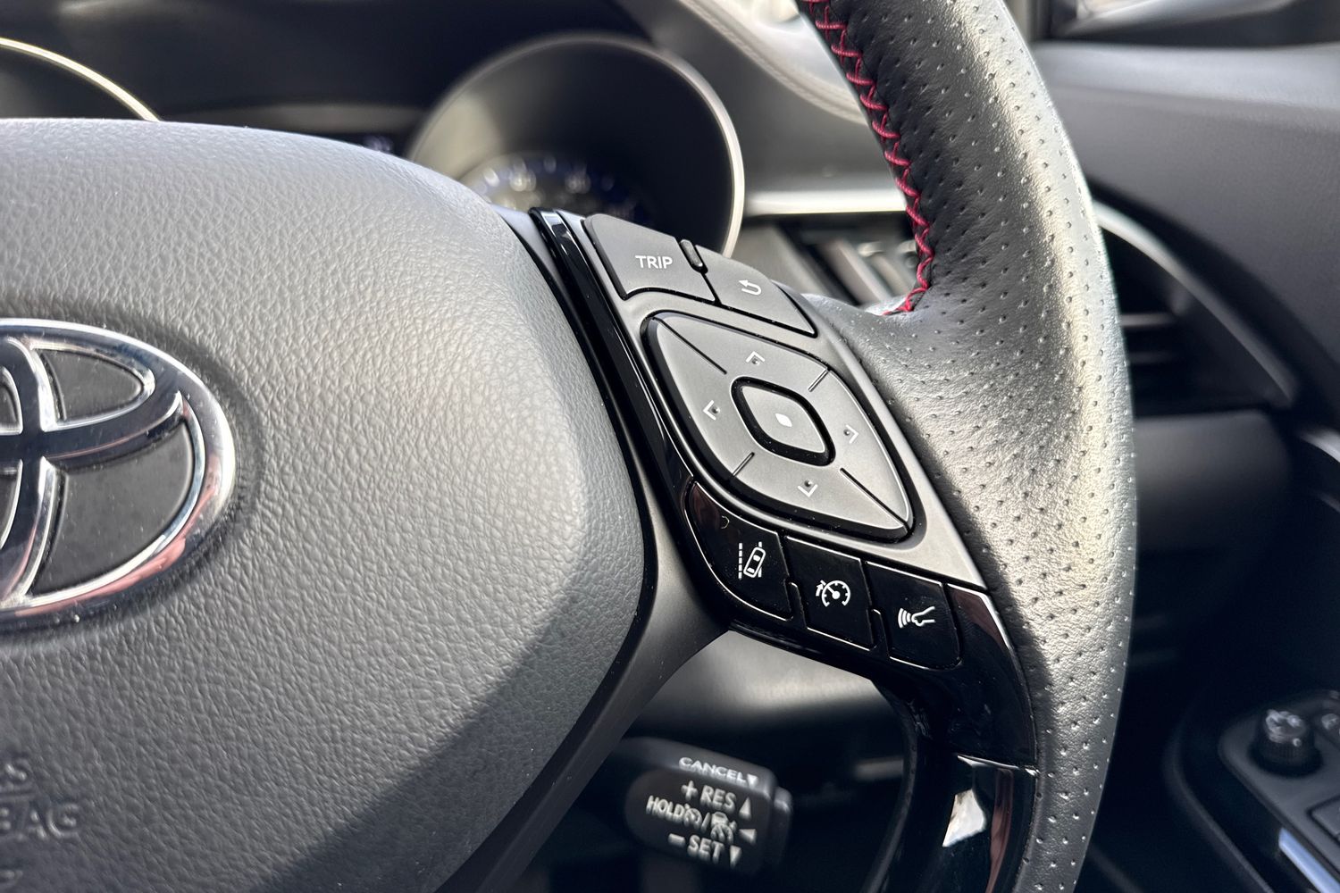 Used Toyota C-HR 2022 for sale - 77577751: Photo 40