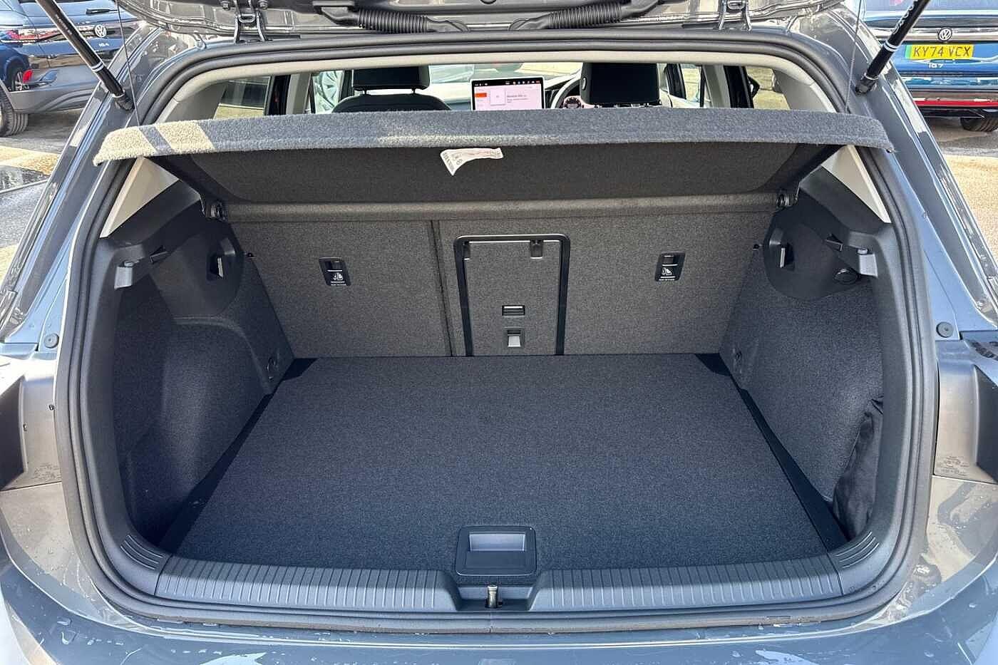 Used Volkswagen Golf 2024 for sale - 78069879: Photo 10