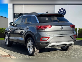 Used Volkswagen T-Roc 2025 for sale - 76346549: Photo