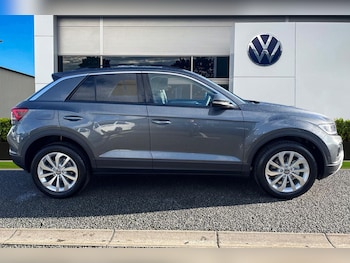 Used Volkswagen T-Roc 2025 for sale - 76346549: Photo