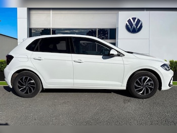 Used Volkswagen Polo 2025 for sale - 77842923: Photo