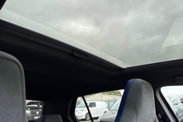 Used Volkswagen Golf 2025 for sale - 75761384: Photo 43