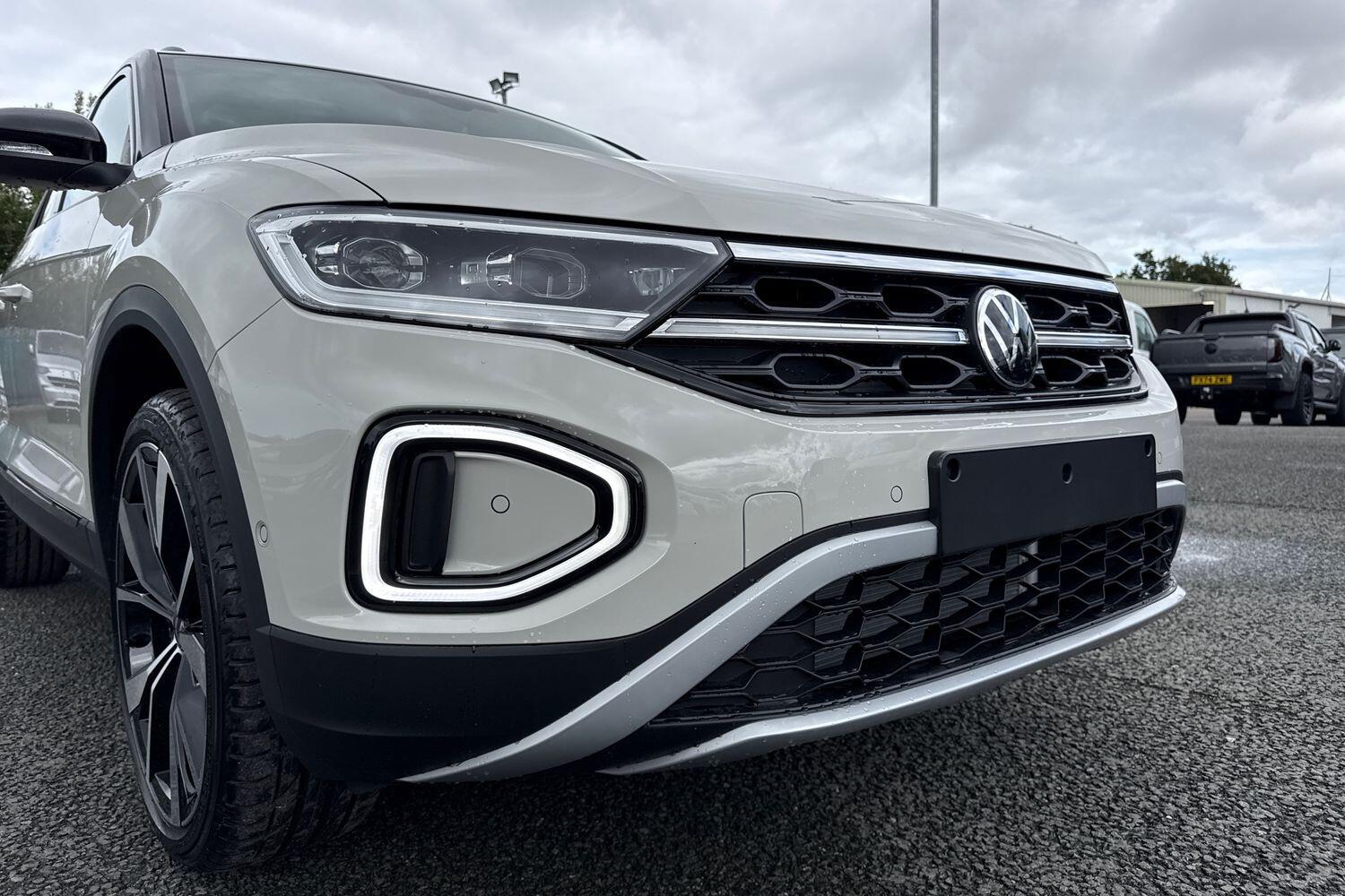 Used Volkswagen T-Roc 2025 for sale - 76827887: Photo 16