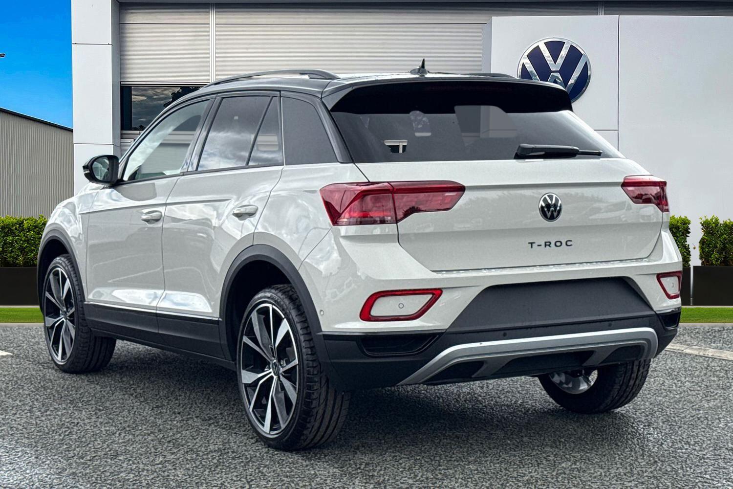 Used Volkswagen T-Roc 2025 for sale - 76827887: Photo 2