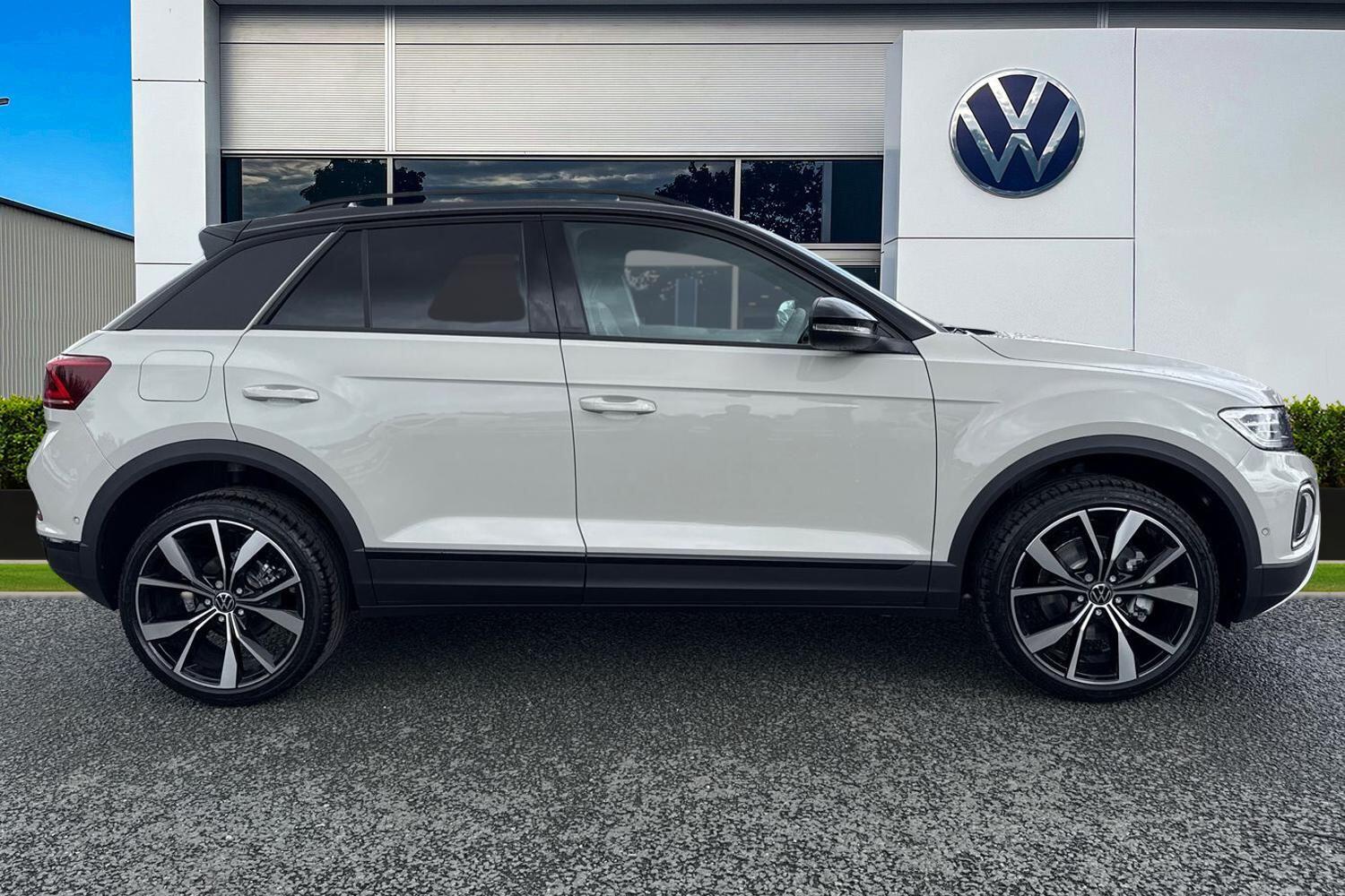 Used Volkswagen T-Roc 2025 for sale - 76827887: Photo 3