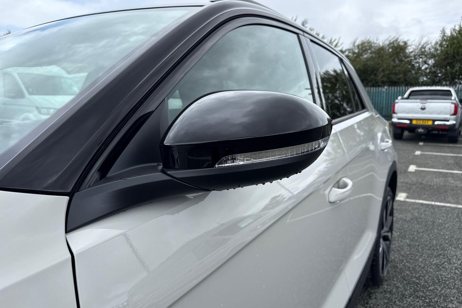 Used Volkswagen T-Roc 2025 for sale - 76827887: Photo 32