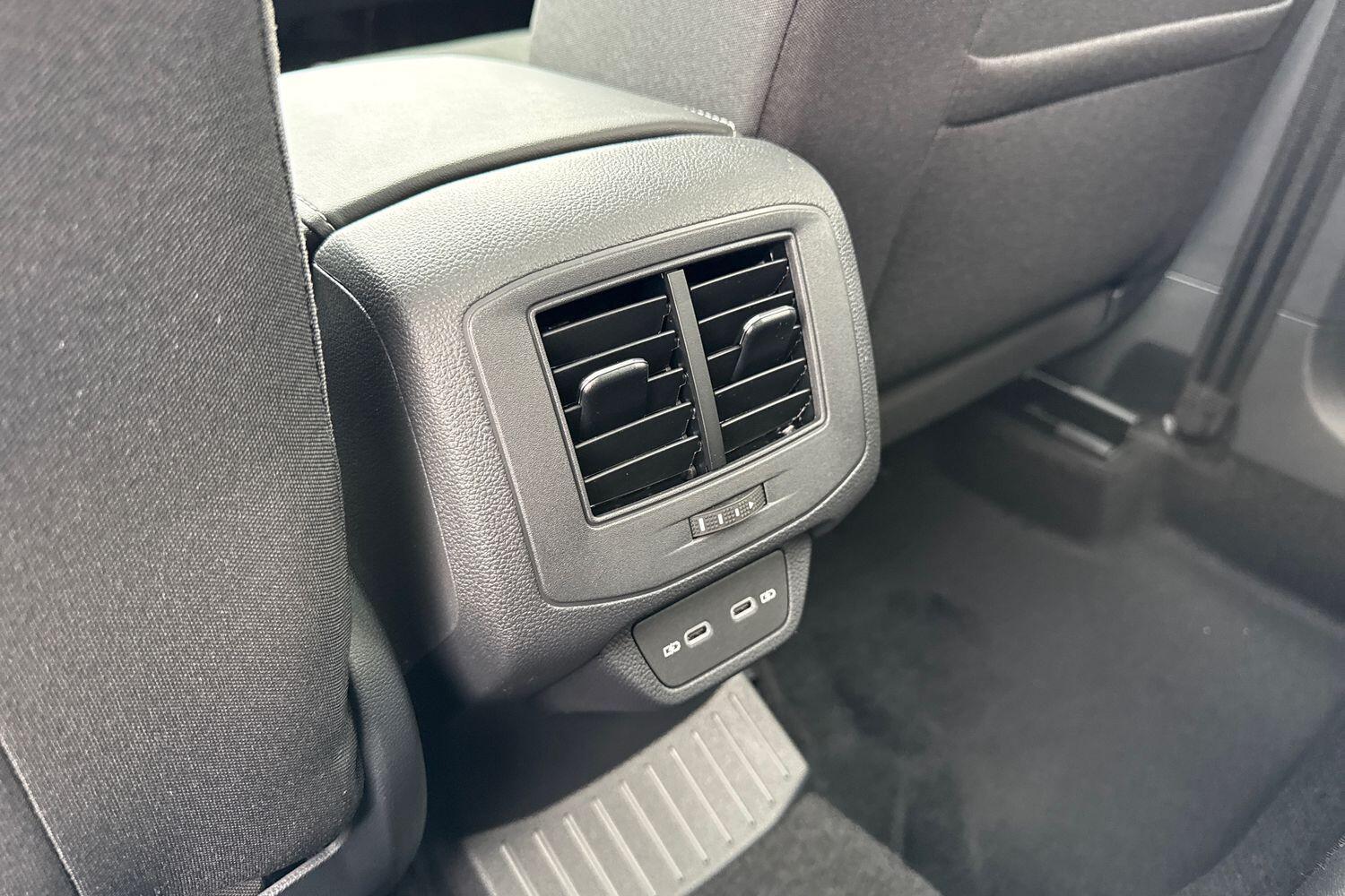 Used Volkswagen T-Roc 2025 for sale - 76827887: Photo 35