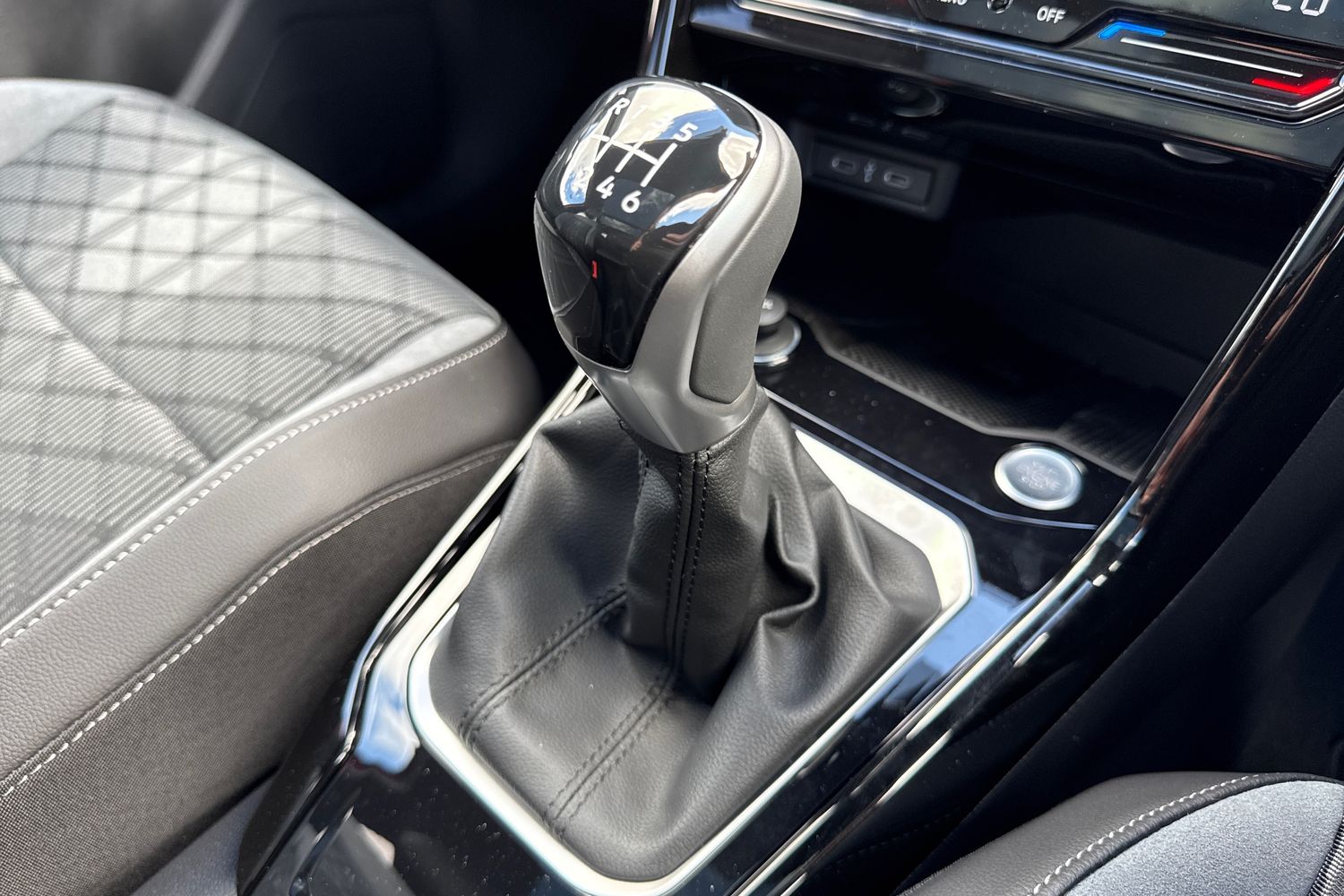 Used Volkswagen T-Roc 2026 for sale - 77355422: Photo 22