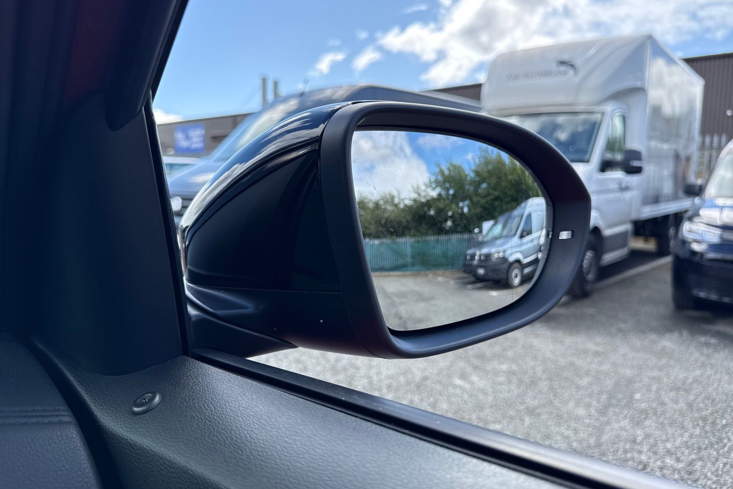 Used Volkswagen T-Roc 2026 for sale - 77355422: Photo 39