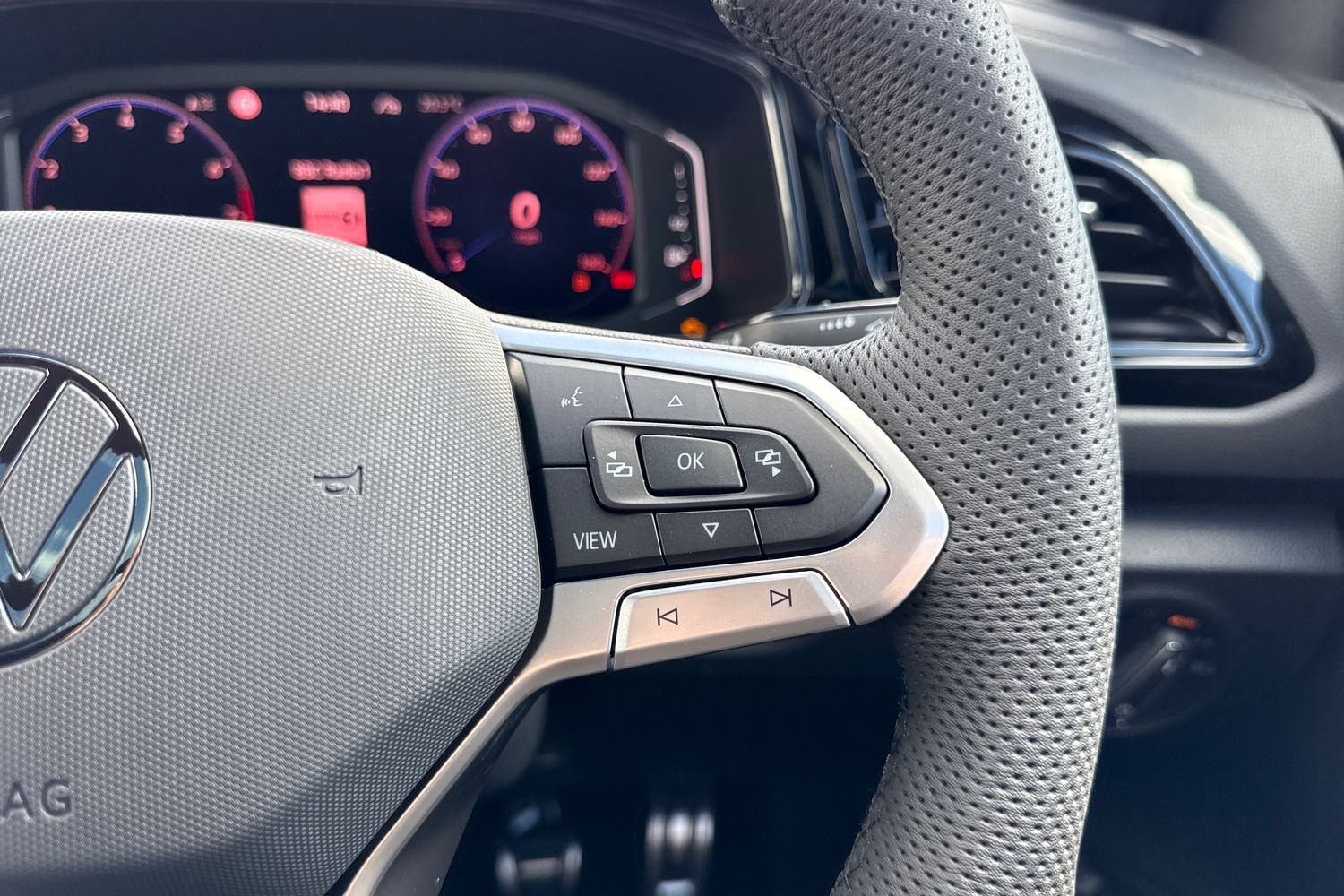 Used Volkswagen T-Roc 2026 for sale - 77355422: Photo 45