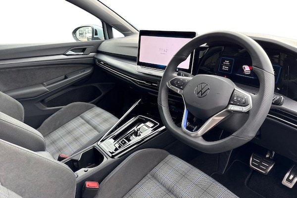 Used Volkswagen Golf 2025 for sale - 76171195: Photo 14