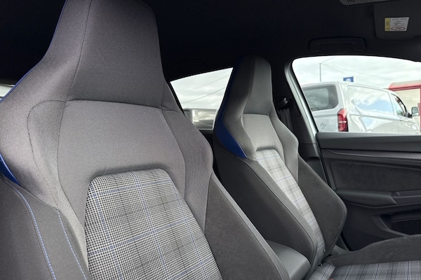 Used Volkswagen Golf 2025 for sale - 76171195: Photo 24