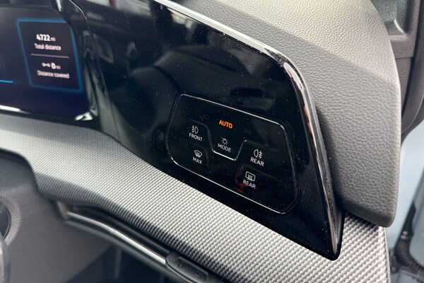 Used Volkswagen Golf 2025 for sale - 76171195: Photo 39