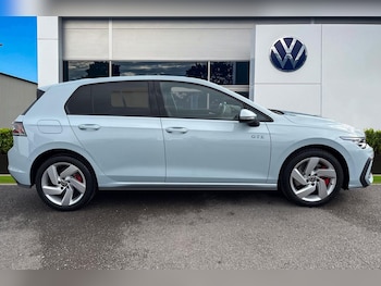 Used Volkswagen Golf 2025 for sale - 76171195: Photo 3
