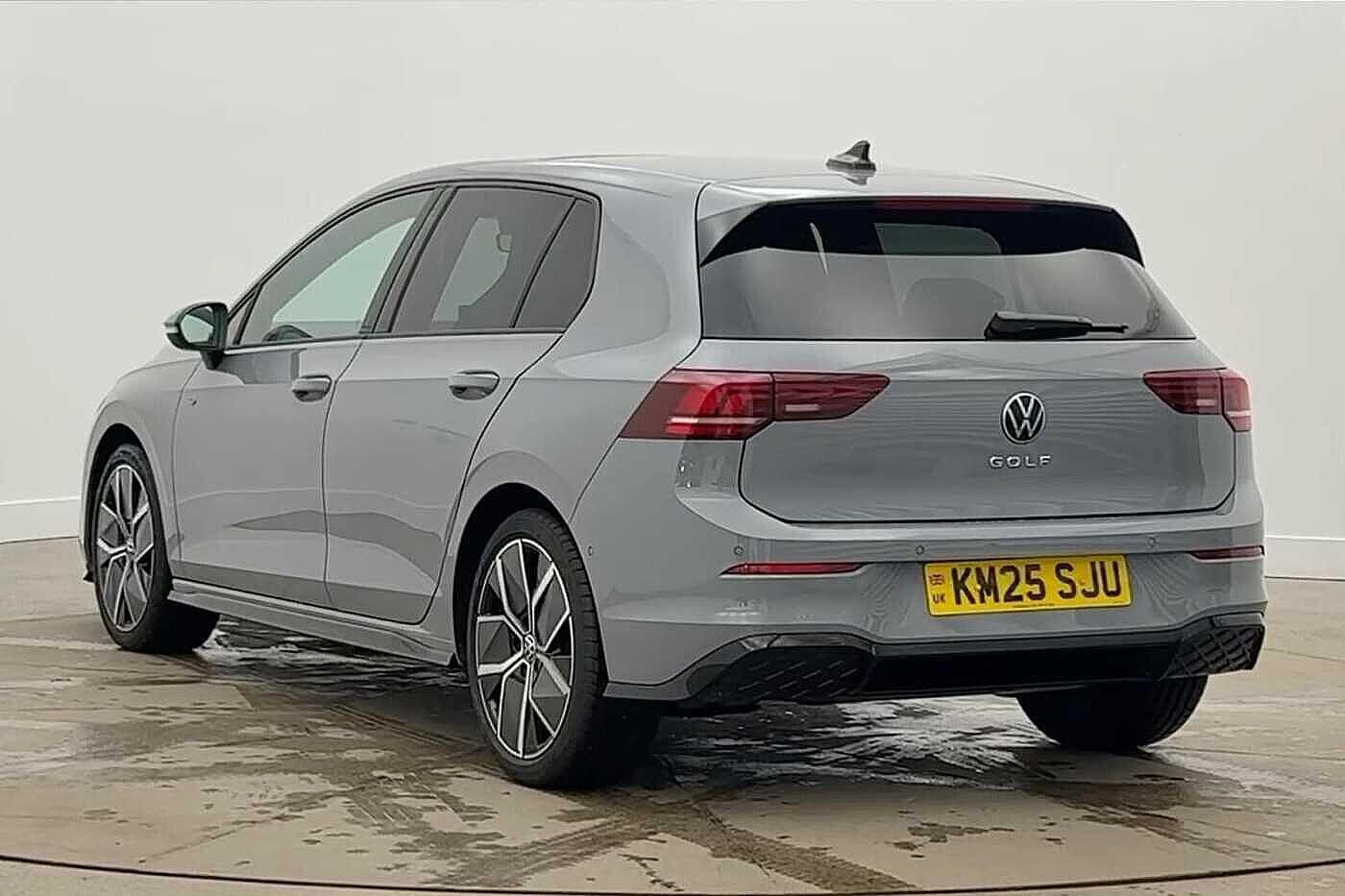 Used Volkswagen Golf 2025 for sale - 77337169: Photo 3